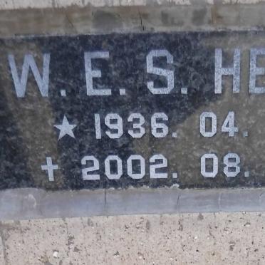 HELM W.E.S. 1936-2002