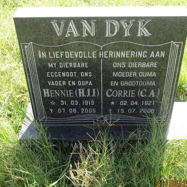 DYK Hennie H.J.J., van 1919-2005 &amp; Corrie C.A.  1921-2008