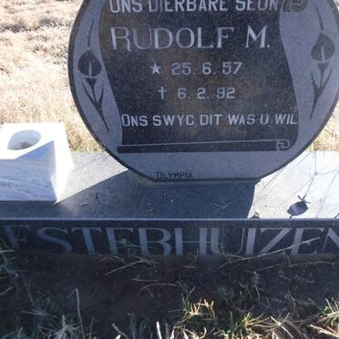ESTERHUIZEN Rudolf M. 1957-1992