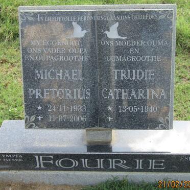 FOURIE Michael Pretorius 1933-2006 &amp; Trudie Catharina 1940-