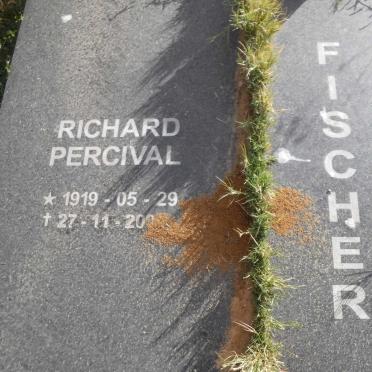 FISCHER Richard Percival 1919-200? &amp; Gladys 1921-2006