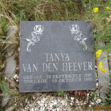 HEEVER Tanya, van den 1995-1995