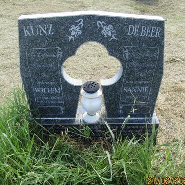KUNZ Willem 1952-2007 &amp; Sannie DE BEER 1951-