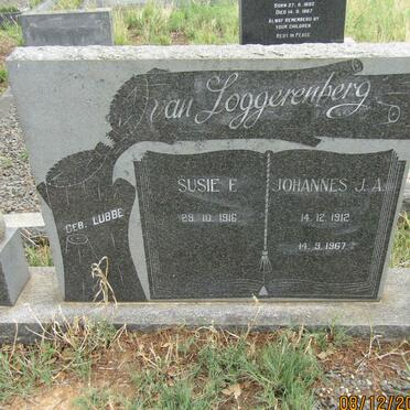 LOGGERENBERG Johannes J.A., van 1912-1967 &amp; Susie E. LUBBE 1916-