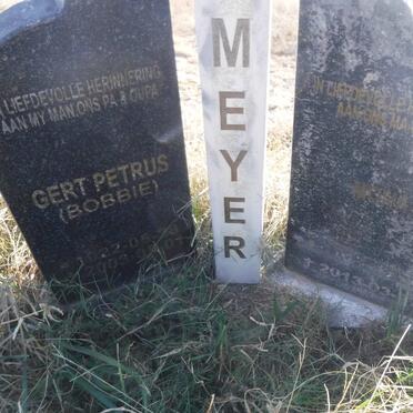 MEYER Gert Petrus 1922-2003 &amp; Mona 19??-2013