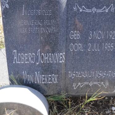 NIEKERK Albert Johannes, van 1928-1985 &amp; Maria Elizabeth 1931-2007