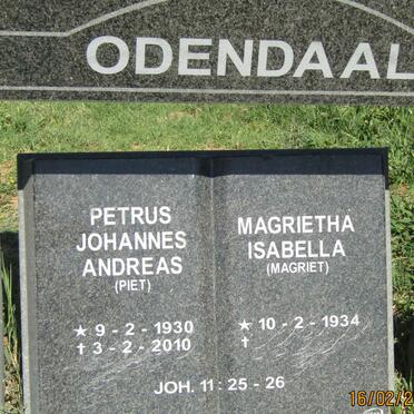 ODENDAAL Petrus Johannes Andreas 1930-2010 &amp; Magrietha Isabella 1934-