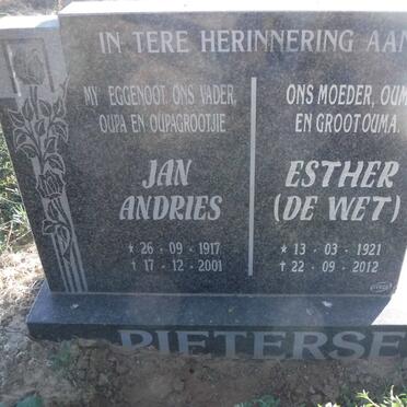 PIETERSE Jan Andries 1917-2001 &amp; Esther DE WET 1921-2012