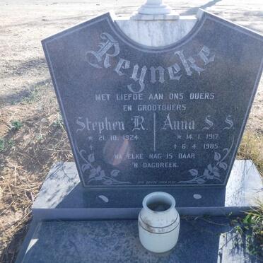 REYNEKE Stephen R. 1924- &amp; Anna S.S. 1917-1985