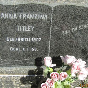 TITLEY Anna Franzina nee BRIEL 1907-1956