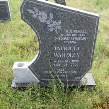 WARDLEY Patricia 1935-2004