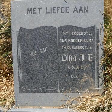 WYK Frederik H., van 1916-1986 &amp; Dina J.E. 1916-1992