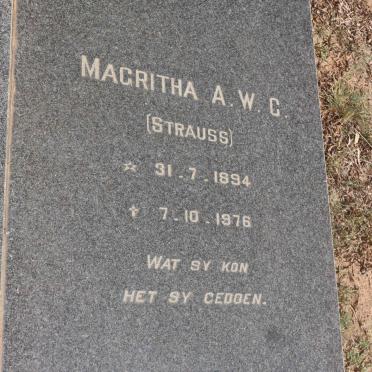 ? Abraham C.C. 1890-1977 &amp; Magritha A.W.C. STRAUSS 1894-1976