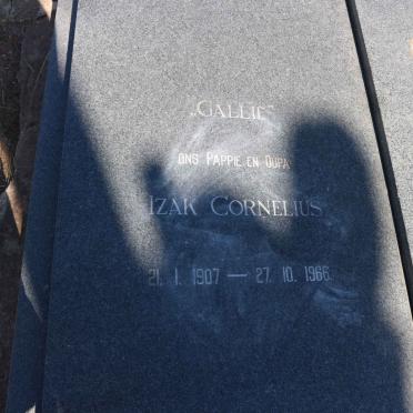 ? Izak Cornelius 1907-1966 &amp; Johanna Catharina SMITH 1908-1970