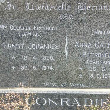CONRADIE Ernst Johannes 1889-1974 &amp; Anna Catharina Petronella BARNARD 1883-1975
