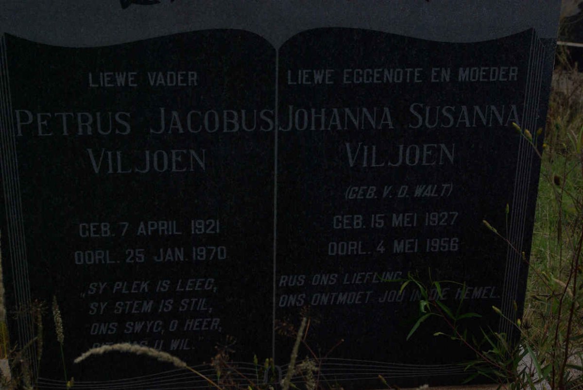 VILJOEN Petrus Jacobus 1921-1970 &amp; Johanna Susanna v.d. WALT 1927-1956