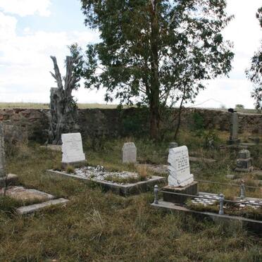 Free State, ZASTRON district, Thorbecke 346, farm cemetery