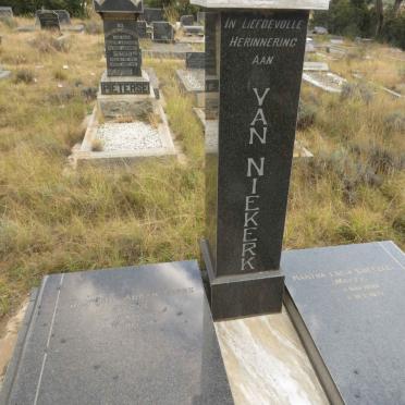 NIEKERK Jan Dirk Abram Frans, van 1895-1988 & Martha Lucia COETZEE 1895-1977_1