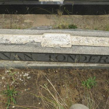TONDER Gert J.P., van 1892-1967 & Magel Maria EAGER 1899-_1