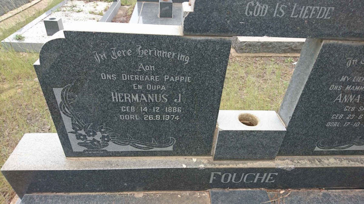 FOUCHE Hermanus J. 1886-1974 &amp; Anna Maria SMITH 1895-1964