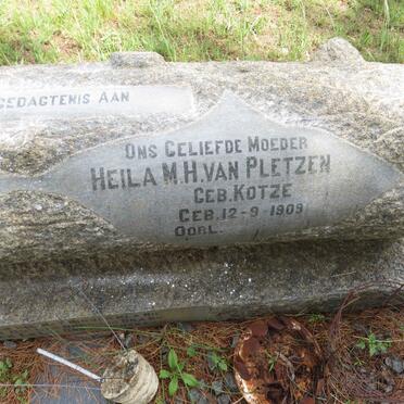 PLETZEN Evert G.F., van 1898-1953 &amp; Heila M.H. KOTZE 1909-