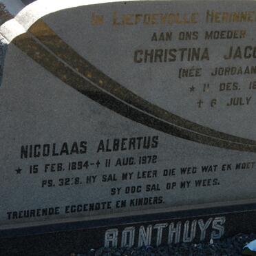 BONTHUYS Nicolaas Albertus 1894-1972 &amp; Christina Jacoba JORDAAN 1897-1980