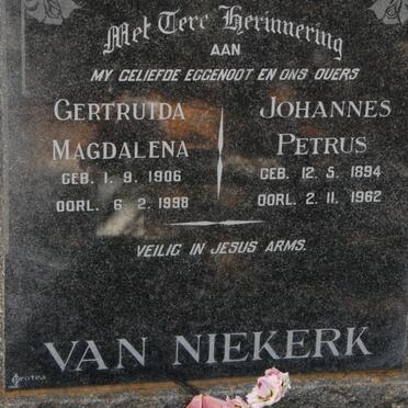 NIEKERK Johannes Petrus, van 1894-1962 &amp; Gertruida Magdalena 1906-1998