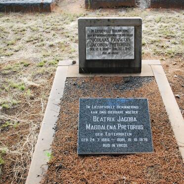 PRETORIUS Nicolaas Francois Jacobus 1880-1947 &amp; Beatrix Jacoba Magdalena ESTERHUIZEN 1886-1976