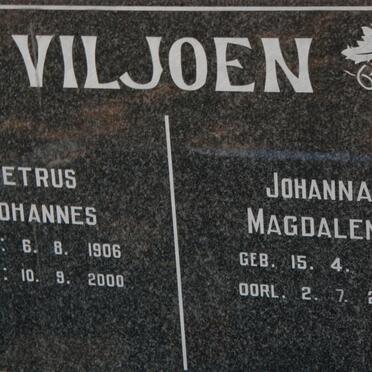 VILJOEN Petrus Johannes 1906-2000 &amp; Johanna Magdalena 1912-2002