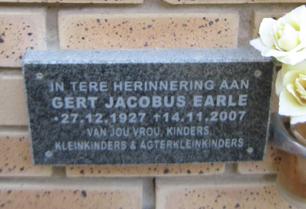 EARLE Gert Jacobus 1927-2007