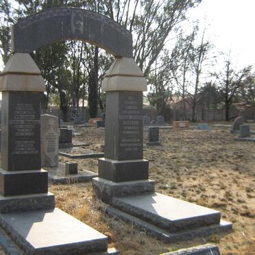 ODENDAAL Jesaias Jacobus 1853-1967 &amp; Willemina Cecilia ERASMUS 1899-1951