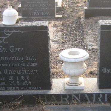 BARNARD Jan Christiaan 1876-1964 &amp; Margaretha J.P. FERREIRA 1890-1977