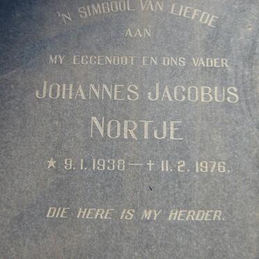 NORTJE Johannes Jacobus 1938-1976