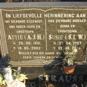 STRAUSS A.J.H. 1931-2002 &amp; S.L.W. 1937-2005