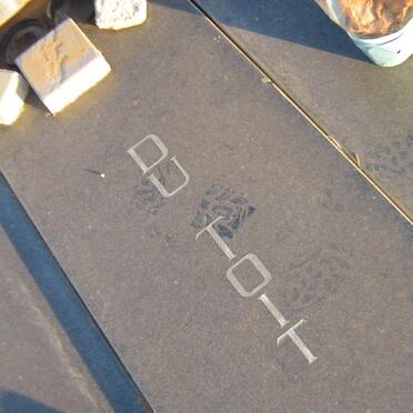 TOIT Willem Johannes, du 1928-1987 &amp; Maria Elizabeth CERONIO 1931-2014