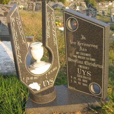 UYS Wesselina Christiena nee BRITS 1929-1994 :: UYS Petrus Johannes 1933- &amp; Wilhelmina Sophia 1957-