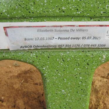 VILLIERS Elizabeth Susanna, de 1967-2025