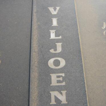 VILJOEN Jan Daniel 1934-2000 &amp; Johanna Maria PIENAAR 1936-