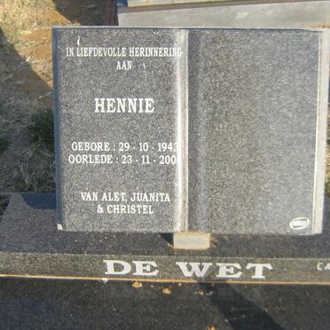 WET Hennie, de 1943-2008
