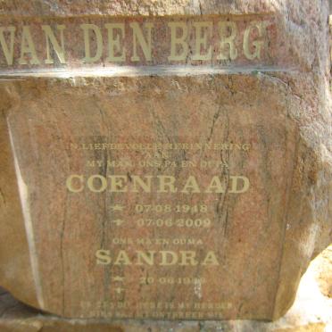 BERG Coenraad, van den 1948-2009 &amp; Sandra 1948-