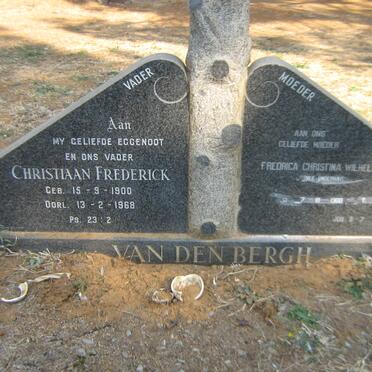 BERGH Christiaan Frederick, van den 1900-1968 &amp; Fredrica Christina Wilhelmina UNDERHAY 1900-197?