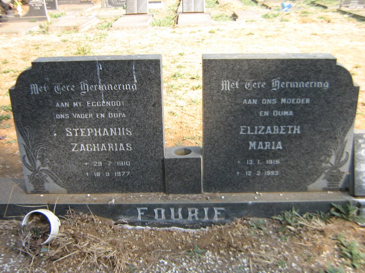 FOURIE Stephanus Zacharias 1910-1977 &amp; Elizabeth Maria 1915-1993