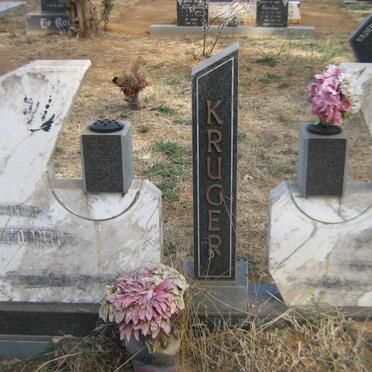 KRUGER Jannie 1921-199? &amp; Lenie HARTZENBERG 1924-