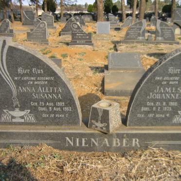 NIENABER James Johannes 190?-1975 &amp; Anna Aletta Susanna 1909-1963