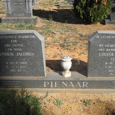 PIENAAR Hendrik Jacobus 1909-2007 &amp; Louisa Susanna ELS 1914-1991