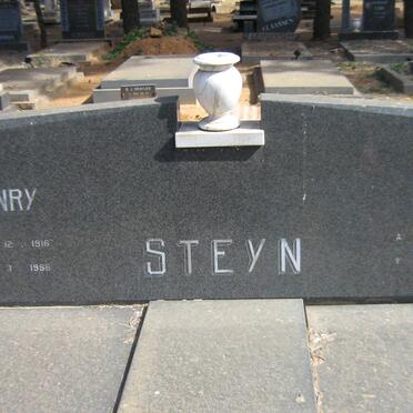 STEYN Henry 1916-1986 &amp; Lina 1926-2005