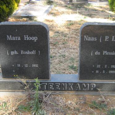 STEENKAMP P.I.M. 1923-1999 &amp; Mara Hoop BOSHOFF 1932-