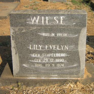 WIESE Lily Evelyn nee STAPELBERG 1890-1974