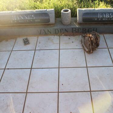 BERGH Hannes, van den 1922-1993 &amp; Babsie 1924-2000