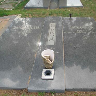BEYERS Willem M. 1912-1987 &amp; Rebe M. NEL 1918-2012